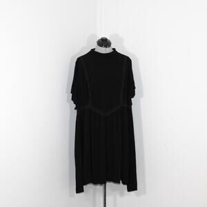 Torrid Black Short Sleeve Dress with Lace Detail Size 4X